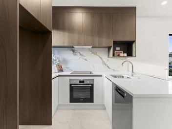 The Ultimate Lifestyle Launchpad: 14 John's Creek