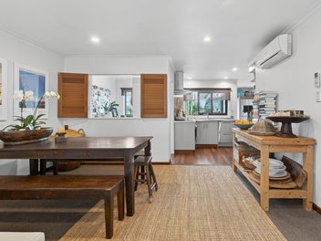 Relaxed Luxury, Steps from the Sand