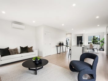 Stunning 5-bedroom standalone home