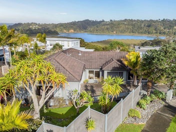 BRICK CONSTRUCTION & WATER VIEWS