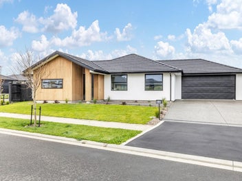 ASKING PRICE $739,000