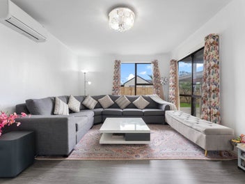 Renovated. Stand-Alone. Freehold – It’s All Here!