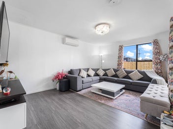 Renovated. Stand-Alone. Freehold – It’s All Here!