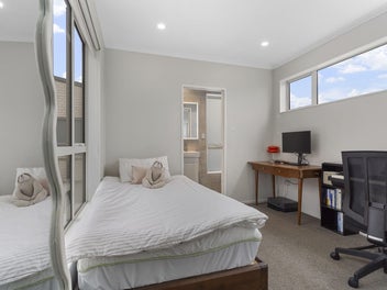 Standalone Home in Modern Community