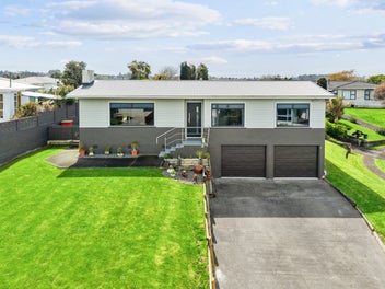 Solid family home in sought after Springvale