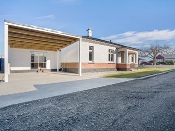 Contemporary meets character