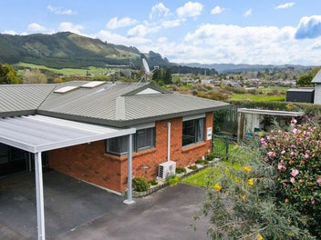 Easy Care, Lock Up & Leave