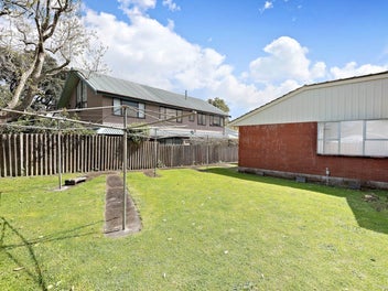 Brick & Tile in Sought After Location
