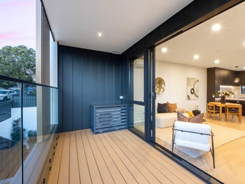 Living Beside the Park!