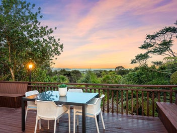 Views, Location & Lifestyle on the Village Edge