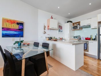 Priced to sell! UNDER CV