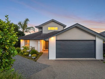 Sun, Space and Style in the Heart of Millwater