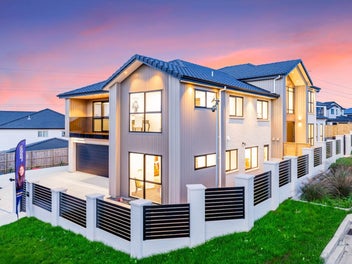 The Most Luxurious Home in Flat Bush!