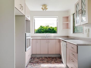 A SUMMER IN YOUR OWN FAMILY HOME