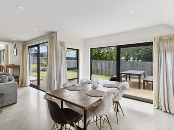 Sun-Drenched Design. Effortless Living