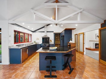 VENDOR SAYS "PRESENT ALL OFFERS"