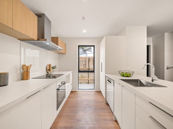 Spacious, Modern 4-Bedroom Townhouses
