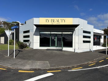 Image 1 of 15