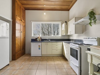 Charming 3-Bedroom Home in the Heart of Mornington