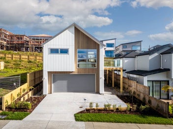 6 Pakirikiri St: Coastal Living at Its Best