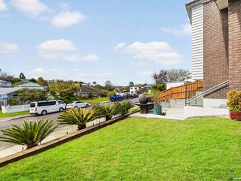 Elevated Family Retreat – Vendors on the move
