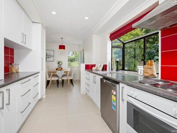 Family Favourite on Sunward Rise