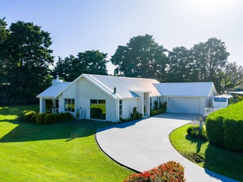 Views, Privacy and an Enviable Location