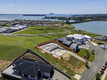Elevated Coastal Living with Panoramic Views