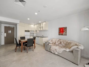 Modern Hotel-Style Living in the CBD