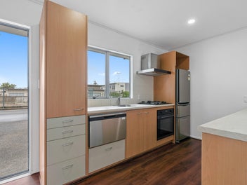 Fresh, Bright & Ready to Move In