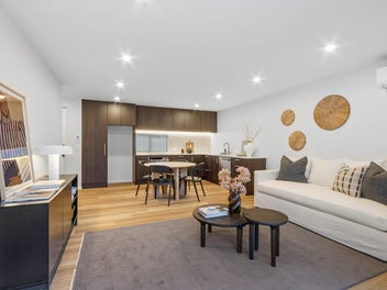 Heritage Cues, Architectural Finesse