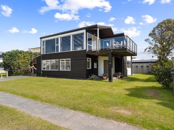 Beachside Bliss on Rangi Ave