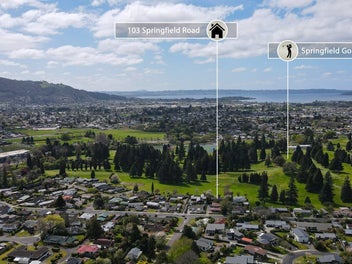 House With Flat on Golf Course