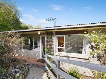 Renovated Brick Unit in Maori Hill