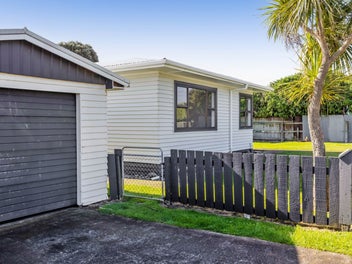 GET ON THE PROPERTY LADDER