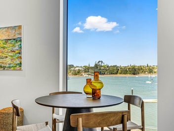 Outstanding Value - Harbourside Luxury