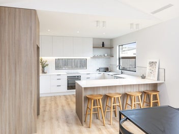 Owners need Sold! Brand new for Xmas