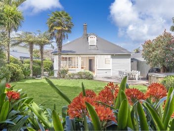 Divine Splendour | Family Heaven