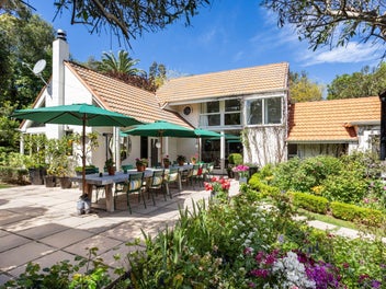 Dress Circle Opportunity, Priced to Sell