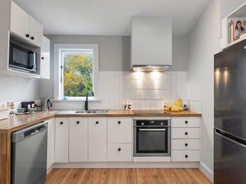 Charming bungalow – A winner for first home...