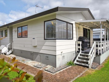 BBQs, Decks, and All the Good Vibes