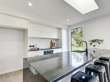 Stylish new build with additional section