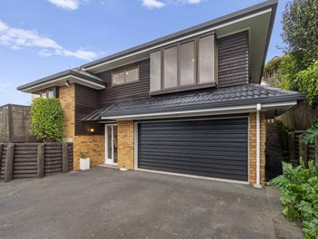 Elevated Living, Private & Peaceful