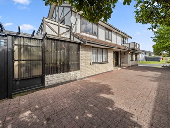 #THEDAY - $1 RESERVE, 4 BED, VIEWING IS A MUST!