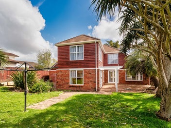 Discover Family Perfection in The Gardens