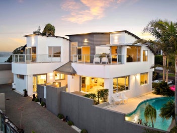 Unmatched Ocean Views! Unbeatable Motivation!