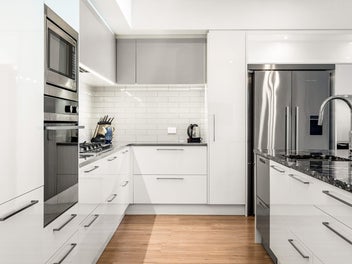 Luxury Apartment - Unique Opportunity