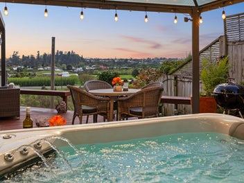 Panoramic perfection - act quickly!