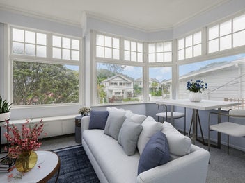 Substantial Character Home in Blue-Chip Hataitai