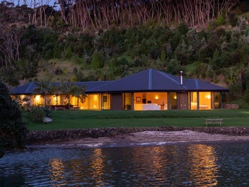 A private waterfront Sanctuary